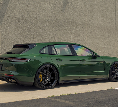 Фото дисков Rotiform FRA на Porsche Panamera III