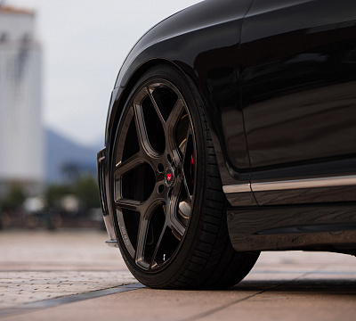 Фото дисков Vossen CG-205 на Bentley Continental GT II
