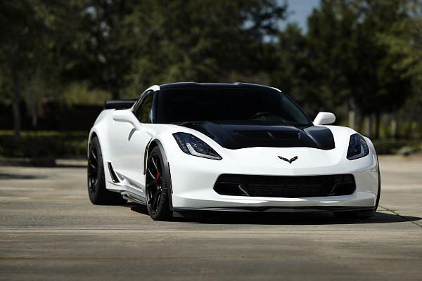 Фото дисков BC Forged RZ05 Черный сатин на Chevrolet Corvette C7
