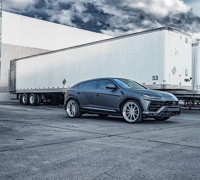 Фото дисков Anrky AN38 на Lamborghini Urus