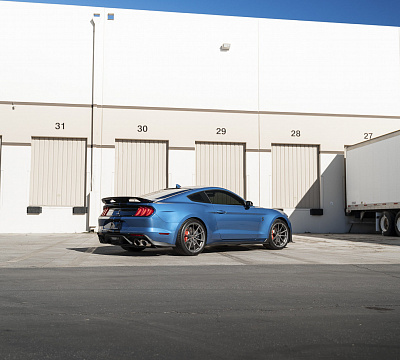 Фото дисков Vossen M-X2 на Ford Mustang VI