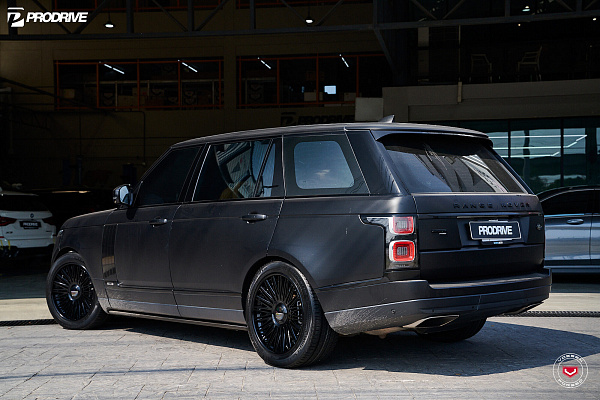 Фото дисков Vossen S17-14 (3-Piece) Черный глянец на Land Rover Range Rover IV