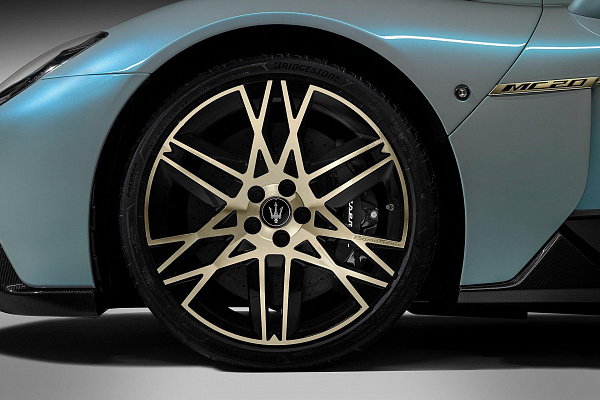 Фото дисков Maserati CIELO  на Maserati MC20