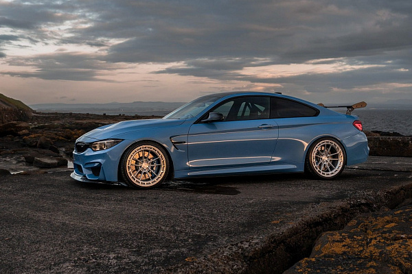 Фото дисков Bola FP3 Глянцевый лак на BMW 4/M4 (F32/F82)