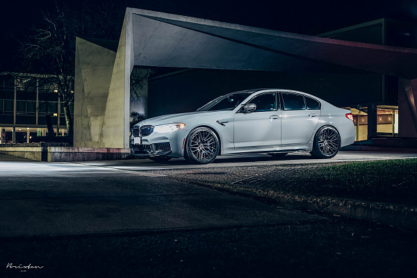 Фото дисков Brixton Forged VL4 Сатиновый темный лак на BMW 5/M5 (G30/F90)