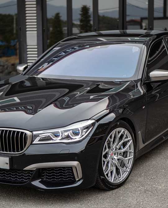 Фото дисков S17-01 Полированный лак на BMW 7 (G11/G12)