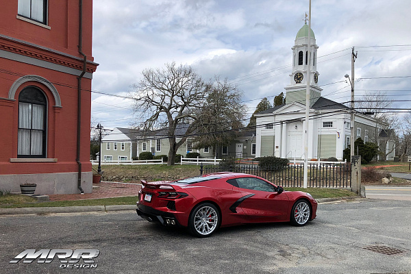Фото дисков MRR GF5 Серебро на Chevrolet Corvette C8