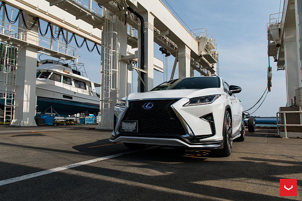 Фото дисков Vossen HF-2 Сатиновый графит на Lexus RX IV