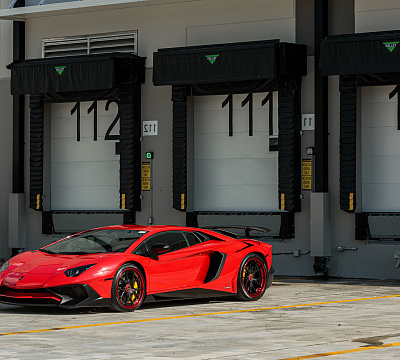 Фото дисков Strasse Wheels SM5R Deep Concave FS на Lamborghini Aventador