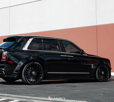 Фото дисков Anrky RF-282 на Rolls-Royce Cullinan