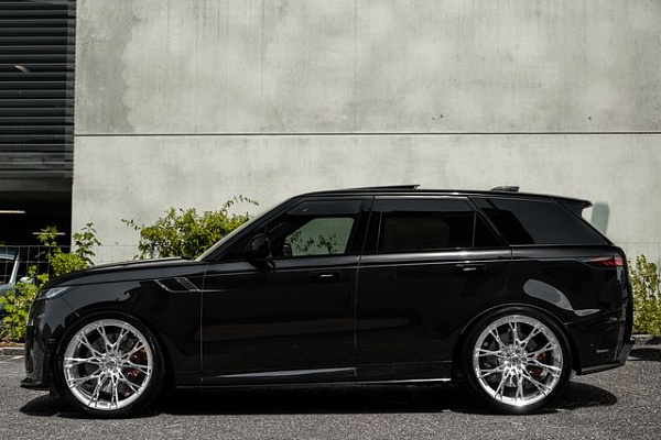 Фото дисков ST Wheels ST9 Полированный лак на Range Rover Sport III
