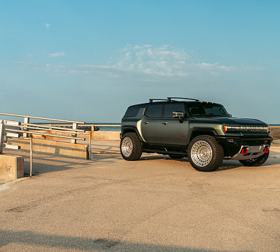 Фото дисков Vossen LCX-04 на GMC Hummer EV