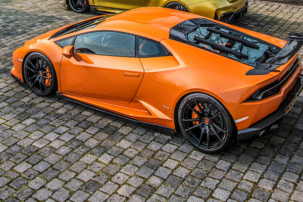 Фото дисков Strasse Wheels SV1 Deep Concave Monoblock Другой цвет на Lamborghini Huracan