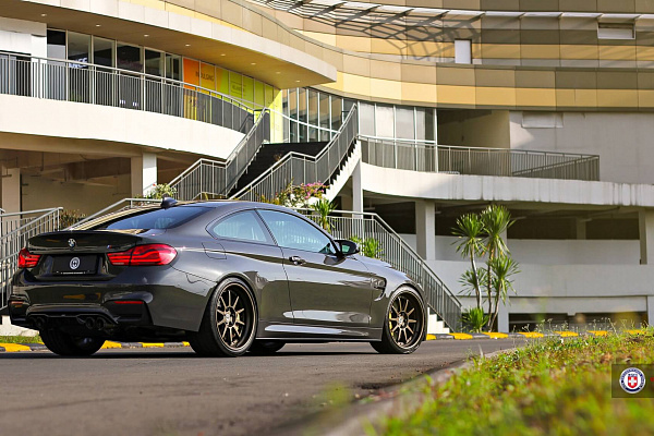 Фото дисков HRE C103 Сатиновая бронза на BMW 4/M4 (F32/F82)