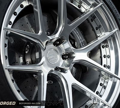Фото дисков BC Forged HCS02 на Chevrolet Corvette C8