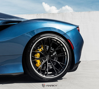 Фото дисков Anrky S3-X5 на Ferrari F8