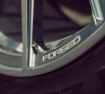 Фото дисков Vossen M-X4T на Land Rover Range Rover Sport II