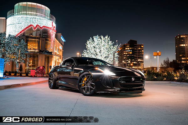 Jaguar F-Type R