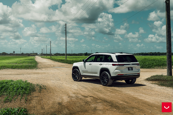 Фото дисков Vossen HF-3 Черный глянец на Jeep Grand Cherokee V