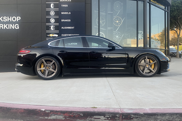 Фото дисков CEC C884 Сатиновая бронза на Porsche Panamera II