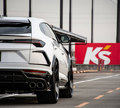 Фото дисков HRE L105M на Lamborghini Urus