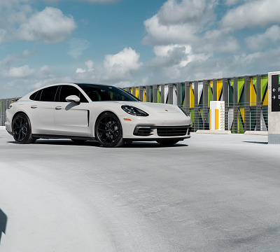 Фото дисков Vossen HF-5 на Porsche Panamera II
