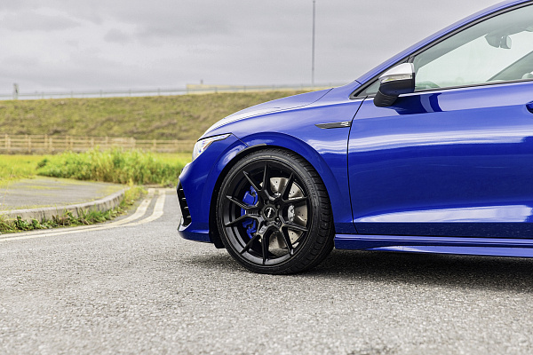 2023 Volkswagen Golf R