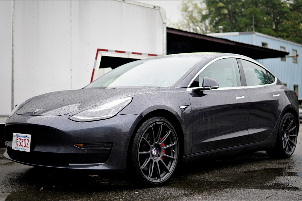 Фото дисков HRE RC103 Сатиновый графит на Tesla Model 3