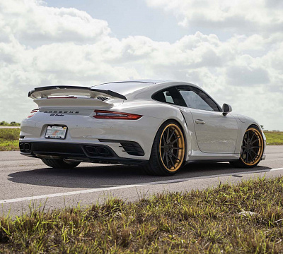 Фото дисков Strasse Wheels SV10 Deep Concave FS на Porsche 911 VII