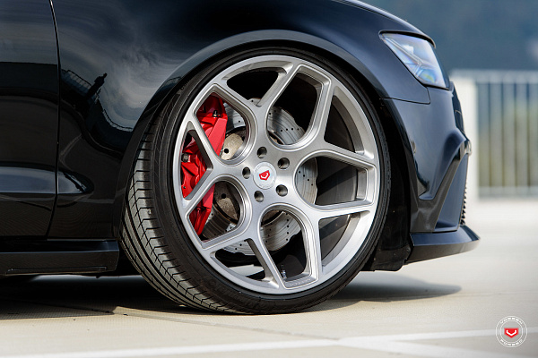 Фото дисков Vossen CG-205 Глянцевый лак на Audi A/RS 6 (C7)