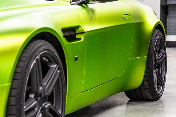 Фото дисков Vossen HF-1 Сатиновый графит на Aston Martin Vantage 3