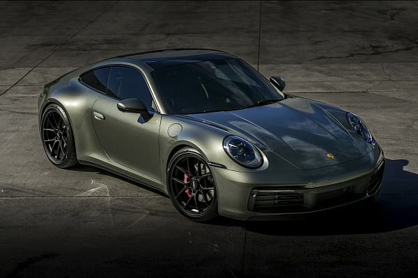 Фото дисков Rotiform LTN Черный сатин на Porsche 911 VIII