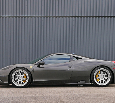 Фото дисков Strasse Wheels SM7R Deep Concave Duoblock на Ferrari 458
