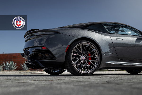 Фото дисков HRE P200 Глянцевый темный лак на Aston Martin DBS 3