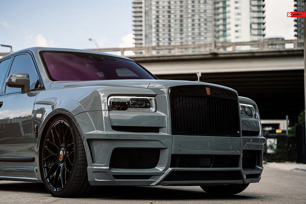 Фото дисков Anrky AN20 Черный глянец на Rolls-Royce Cullinan