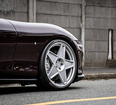 Фото дисков HRE 505M на Porsche 911 III
