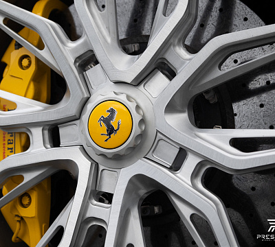 Фото дисков NOVITEC NF11 на Ferrari 488