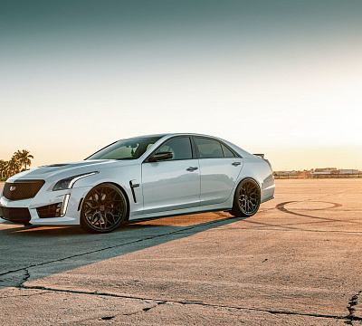 Фото дисков Vossen HF-2 на Cadillac CTS II