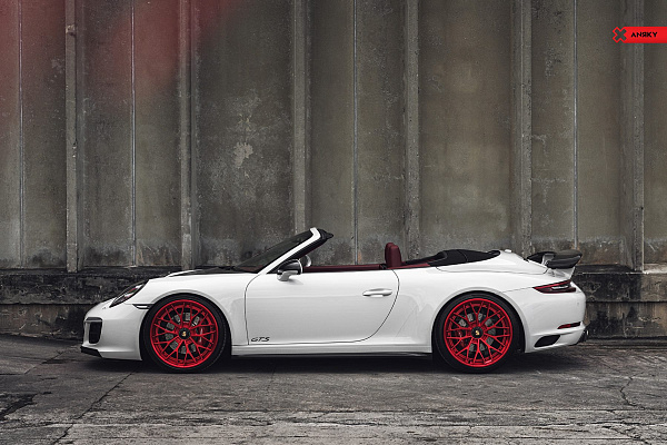 Porsche 991.2 Carrera 4 GTS