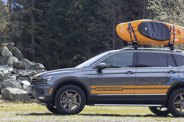 Фото дисков Rotiform WGR Сатиновый графит на Volkswagen Tiguan II