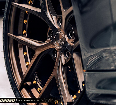 Фото дисков BC Forged HCS21 на Cadillac ATS
