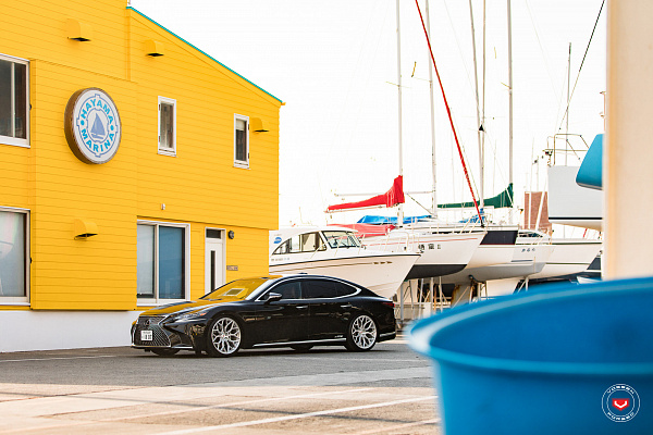 Фото дисков Vossen S17-01 Глянцевый лак на Lexus LS IV