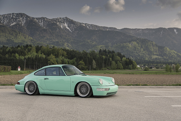 Фото дисков Rotiform LHR Матовый графит на Porsche 911 II
