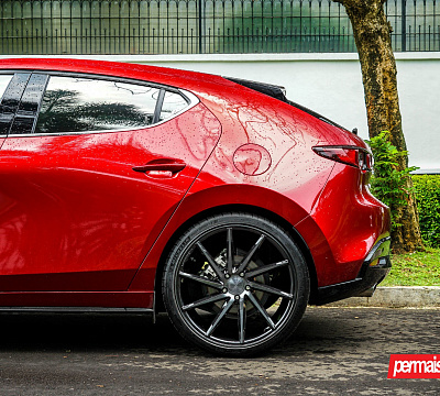 Фото дисков Vossen CVT на Mazda 3 IV