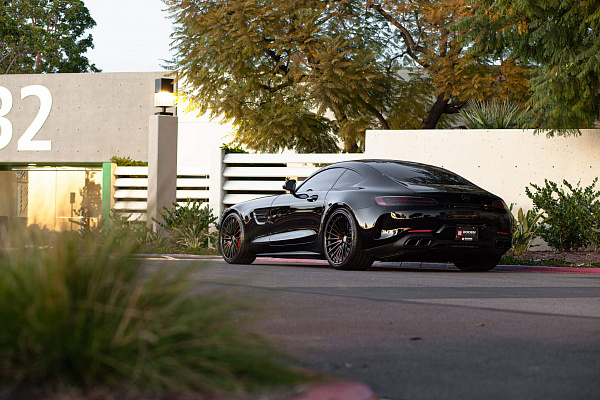 Фото дисков HRE S209H Черный сатин на Mercedes-Benz AMG GT I