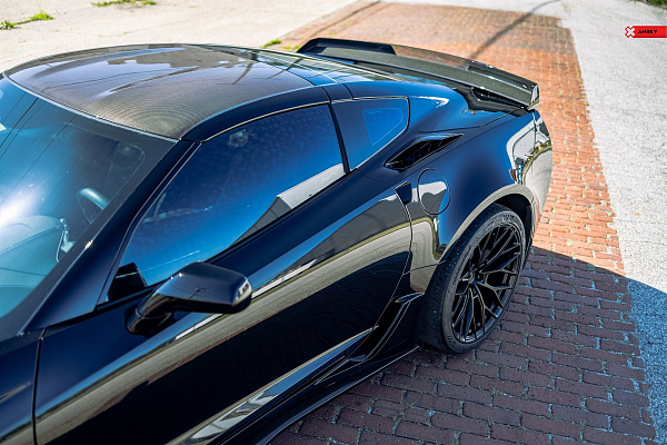 Фото дисков Anrky AN10 Черный сатин на Chevrolet Corvette C8