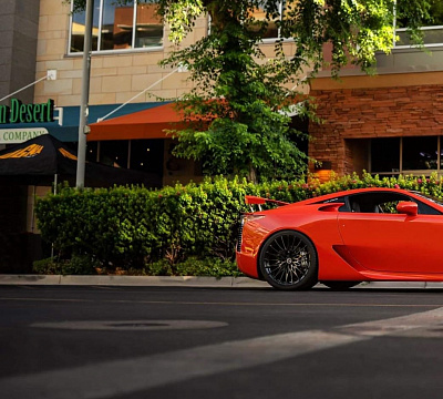 Фото дисков Brixton Forged HS1 на Lexus LFA