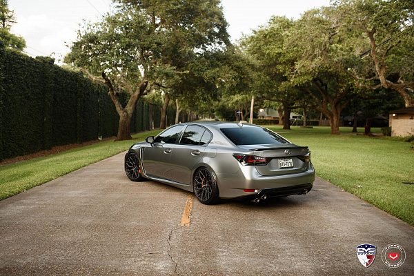 Фото дисков Vossen S17-01 Матовый графит на Lexus GS IV