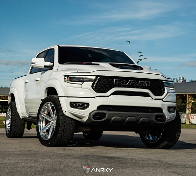 Фото дисков Anrky AN36-S на Ram 1500 V