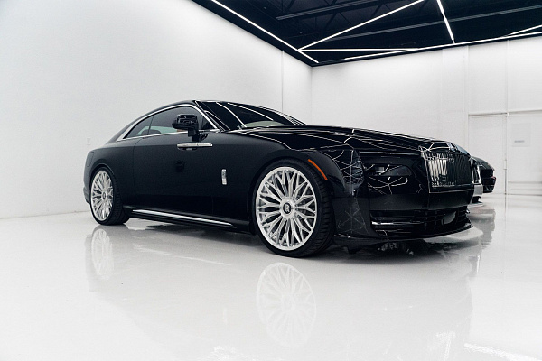 Фото дисков 1886 Wheels G015 Глянцевый лак на Rolls-Royce Spectre